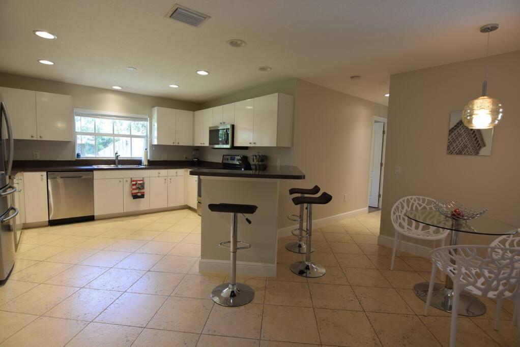 Bernice 3Bd2Bth With Heated Pool Near Siesta Key! Sarasota Exteriör bild
